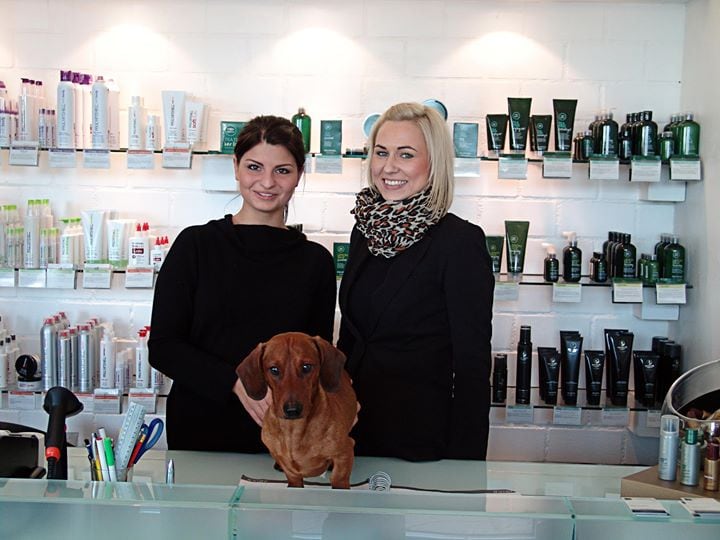 Pietschmann & Roß ist ein Friseursalon an der Elbuferpromenade in Magdeburg. Die beiden Geschäftsführerinnen…